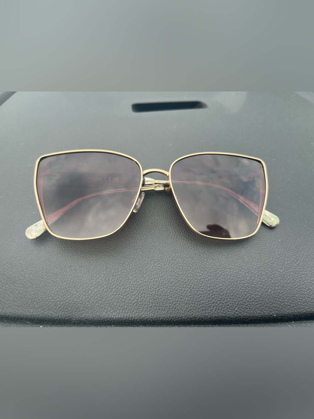 Jessica Simpson Gold Frame Oversized Sunglasses with Brown Gradient Lenses